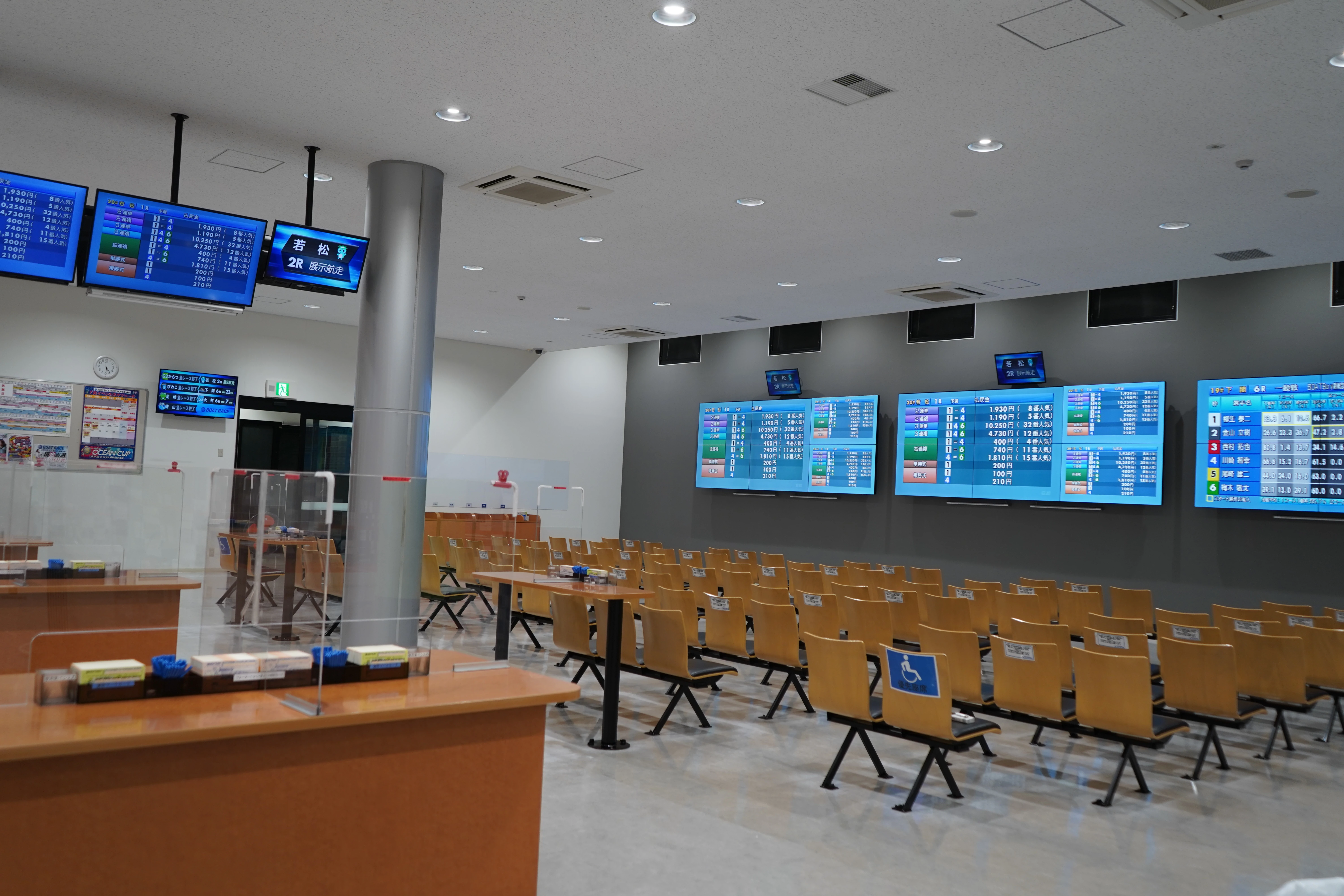 一般席（100席） 3