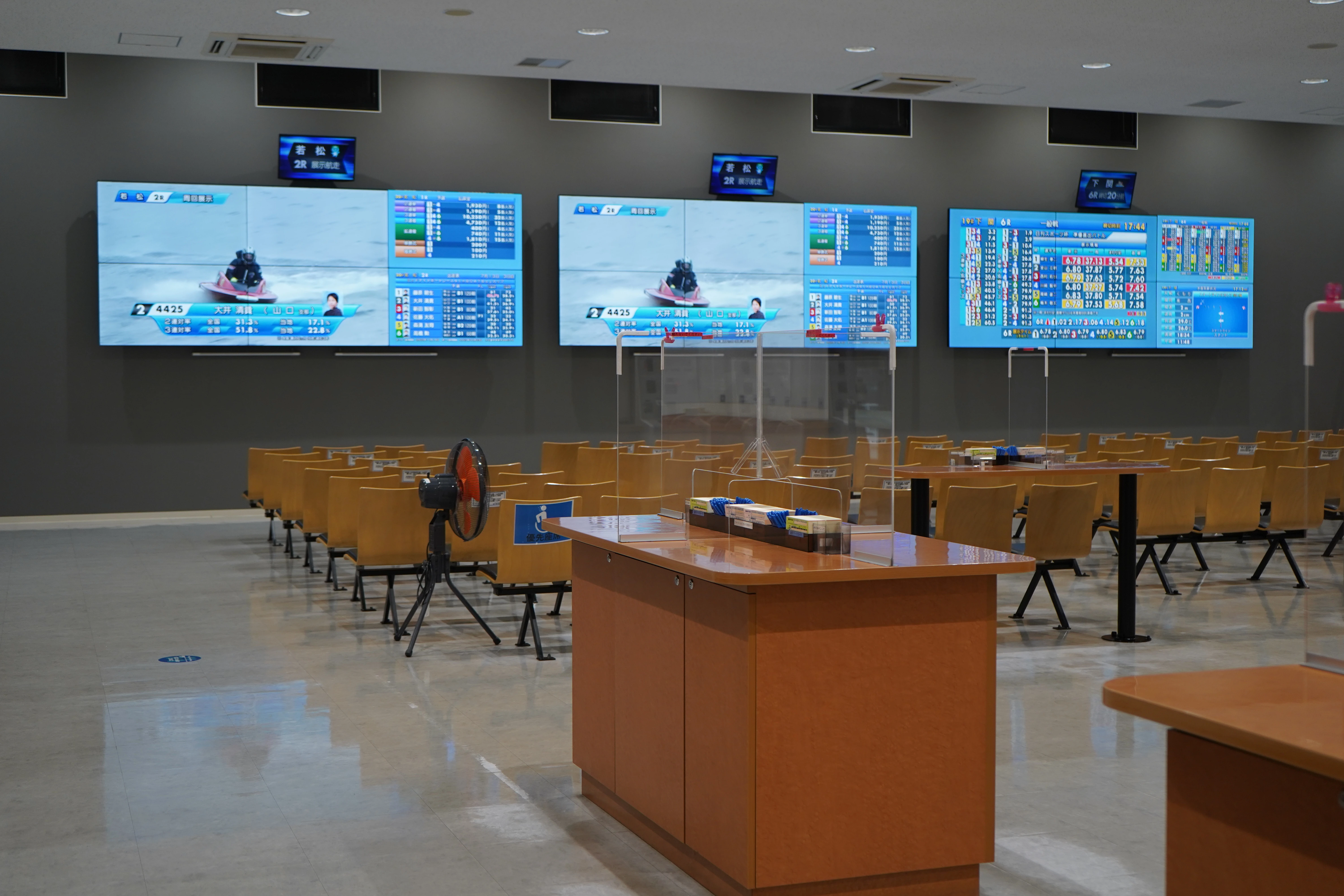 一般席（100席） 6